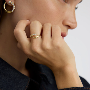 แหวนเพชรทรงวงกลม Tempo Band Ring Lab Diamond Ring, แหวนเพชรแบบฝังขอบ, แหวนทอง 14K ดีไซน์ทันสมัย เครื่องประดับสุดพิเศษ แหวนเรียบหรู ของขวัญสำหรับเธอ - Product Image 3