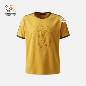 Camiseta Iota Phi Theta de Algodón Premium con Letras Griegas, Ribete en Contraste Marrón y Amarillo, Corte Regular, Estilo Casual, Manga Corta, Nuevo Diseño - Product Image 3
