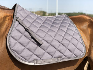 Ensemble de tapis de selle western vert pailleté pour dressage équestre, en coton écologique, doublure en tissu, confortable et personnalisable - Product Image 4