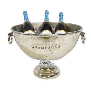 Bol à champagne au design martelé finition dorée pour refroidir les bouteilles, utilisation à la maison et pour les réceptions. - Product Image 4