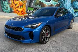 Kia Stinger GT 2018 Usado, Motor V6 Twin-Turbo, Color <span class=keywords><strong>Azul</strong></span> Micro, de Propietario del Sur - Product Image 3
