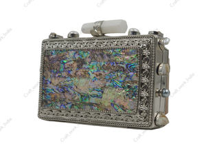 Pochette de soirée de luxe faite à la main en nacre avec cadre en laiton argenté, incrustation de coquillages naturels, sac à main de créateur pour femme - Product Image 3