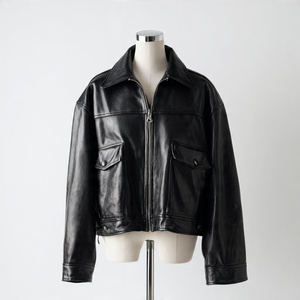 แจ็คเก็ตหนังสไตล์ GENZ คุณภาพพรีเมียม ดีไซน์หรูหราและเท่มาก - Product Image 1