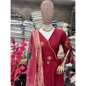 Conjunto de Vestido Anarkali y Dupatta de Diseño para Fiestas, Hecho de Rayón - Product Image 5