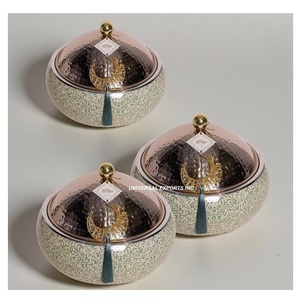 Ensemble de trois chauffe-plats métalliques de qualité supérieure, faits à la main, forme ronde, design moderne, nouveau chauffe-plats en métal - Product Image 1