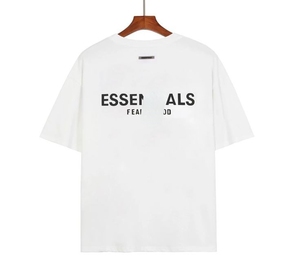 Camiseta de Manga Corta con Cuello Redondo para Hombre Fear of God Essentials, Negra y Blanca, de Algodón, Estilo Urbano, con Diseño de Letras Impresas - Product Image 2