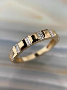 Anillo de Acero Inoxidable de Larga Duración y Alta Calidad para Hombre y Mujer, Ajuste Cómodo para Uso Diario, Joyería, Regalo Disponible para la Venta - Product Image 4