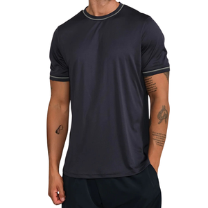 T-shirt de sport pour homme lookbook vêtements de sport respirants de haute qualité - Product Image 4