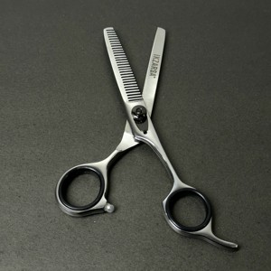 Ciseaux de coiffure professionnels japonais en acier inoxydable, sûrs et tranchants, pour salon, outils de beauté en gros à vendre - Product Image 5