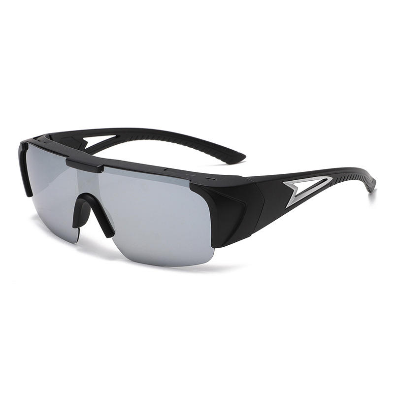 C4: Sand Black/ Silver