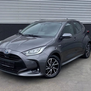 Venta en <span class=keywords><strong>subasta</strong></span> de Toyota Yaris 2024 2025 seminuevo en buen estado de funcionamiento, listo para <span class=keywords><strong>comprar</strong></span> y conducir, entrega el mismo día - Product Image 1