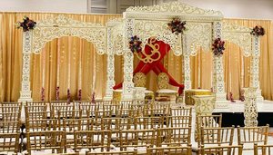 Décor de Mandap de mariage Maharani de style moghol Décorations de Mandap Bollywood uniques pour mariage indien Mandap lumineux Bollywood USA - Product Image 2
