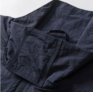 Chaqueta Ligera Personalizada para Hombre, 100% Nailon, Resistente al Agua, Cortavientos, Informal para Exteriores, Venta al Por Mayor, Logotipo OEM, Chaqueta de Nailon para Hombre - Product Image 4