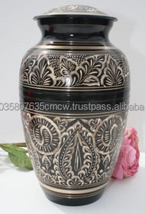 Venta caliente último diseño de latón urna de cremación para cenizas de adultos para servicio funerario hecho a mano en todo el precio de venta - Product Image 5