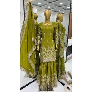 ชุดเสื้อผ้าชีฟองสีเหลืองสวยงาม 100% โพลีเอสเตอร์ สำหรับงานปาร์ตี้ ชุดเสื้อ-กางเกงและผ้าคลุมไหล่สำหรับผู้หญิง โดย Shree Hari Fashion-SR - Product Image 3