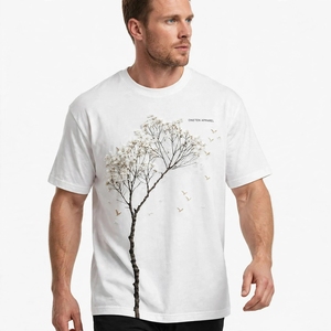 เสื้อยืดคอกลมแขนสั้นสีขาวพิมพ์ลายต้นไม้และนกสำหรับผู้ชายจาก Oneten Apparel - Product Image 4