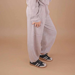 Ensemble tricoté gris 2 pièces pour femme, coupe ample, décontracté, hauts à manches longues et col rond avec poches, pantalon de jogging, toutes saisons - Product Image 2