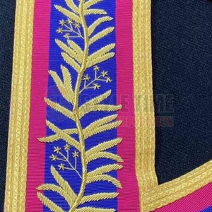 Collettes d'uniforme élégantes et légères, offrant une construction souple et des collettes d'uniforme durables pour les uniformes de présentation - Product Image 5