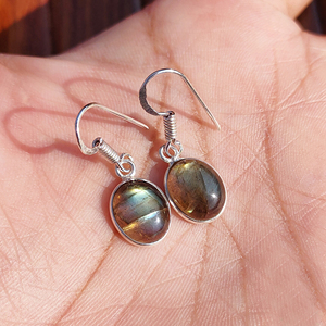 Boucles d'oreilles en pierres précieuses naturelles, bijoux énergétiques pour la méditation, le yoga, l'usage spirituel et personnel, disponibles au meilleur prix - Product Image 5