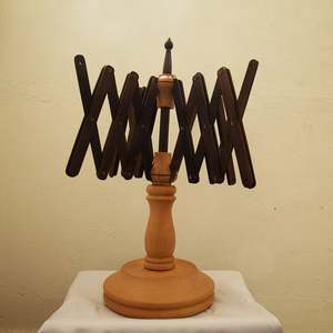 Enrouleur de fil de bureau en bois massif, grande capacité, pour laine et coton, accessoire pour le tricot - Product Image 1