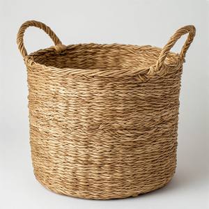 Panier en jonc de mer artisanal à fond renforcé de qualité supérieure avec poignées, idéal pour la cuisine, conçu pour les besoins de rangement intensifs, robuste et flexible - Product Image 1