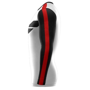 Vente en gros de rashguards personnalisés professionnels pour sports nautiques, rashguards de surf et de natation, rashguards UV50+, hauts respirants à manches longues - Product Image 3