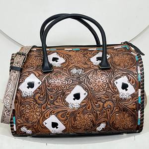Bolso de mano grande de cuero repujado a mano estilo western con diseño de As de Espadas para mujer, bolso de viaje tipo barril, lindos bolsos de lona. - Product Image 3