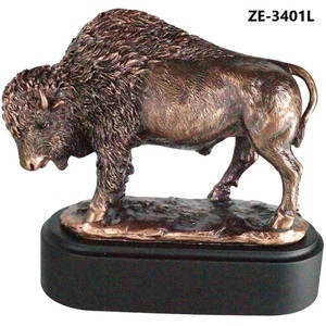 Bronze Bull Figurine <b>Gold</b>-Plated Animal Sculpture Art Collectible Decorative <b>Statue</b> Cast Metal Craft - Product Image 4