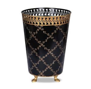 Les poubelles aux proportions bien équilibrées sont visuellement harmonieuses et reflètent les tendances architecturales modernes. - Product Image 5