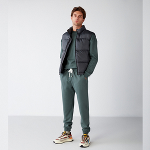 Conjunto de Sudadera y Pantalón Deportivo Minimalista para Hombre, Color Verde Azulado, 100% Algodón, Estilo Urbano, Silueta Regular con Hombros Caídos, Marca Crescent Wear - Product Image 6