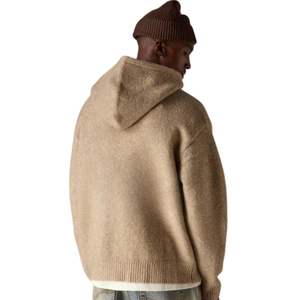 Sudadera con Capucha de Punto Bouclé Beige, Corte Holgado, Suave y Cómoda, Ropa de Invierno con Bolsillo Canguro y Capucha con Cordón Ajustable para Hombre y Mujer - Product Image 5
