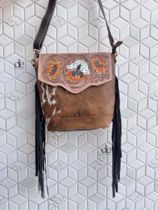Western Cowhide Fur <b>Leather</b> Western Style Bag Hand <b>Tooled</b> Carving Fringe Bags New Design Hot Selling Shoulder Bags for Women - Product Image 4