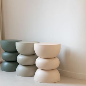 Tables d'appoint rondes de salon avec métal en laiton antique - Product Image 4