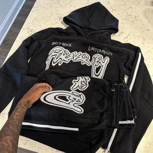 Conjunto de chándal con capucha y pantalones acampanados de felpa 100% algodón personalizados, con estampado, lavado ácido, efecto apilado, ecológico para hombre - Product Image 4