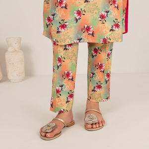 Vestido Khaddar Informal de Verano con Diseño y Color Únicos para Mujer, Nueva Moda Pakistaní e India, Trajes Khaddar para Damas - Product Image 4