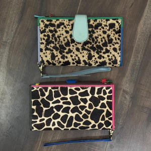 Nuevo diseñador de alta calidad de cuero reciclado Animal Print Lady Wallet tarjeta de crédito ATM Card Bifold monedero con muñequera para mujer - Product Image 5
