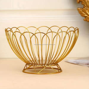 Corbeille à fruits ovale plaquée or de style moderne pour le rangement et la présentation de fruits frais, ustensiles de cuisine, centre de table décoratif - Product Image 6