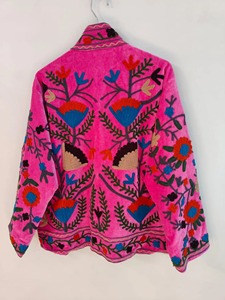 เสื้อแจ็คเก็ตกำมะหยี่สีชมพูปักลายดอกไม้ คอจีน แขนยาว สไตล์โบฮีเมียน เสื้อคลุมลำลองสำหรับฤดูใบไม้ร่วง สำหรับผู้ใหญ่ - Product Image 3