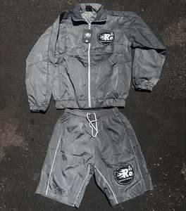 2026 Custom Men's Reflective Nylon Windbreaker Jacket and Shorts Set <b>Zip</b> <b>Up</b> Water Resistant Tracksuit - Product Image 5