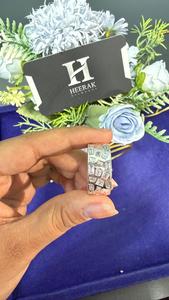 Bague large en diamant de laboratoire taille émeraude certifiée IGI, bague de mariage de luxe et de caractère - Product Image 3