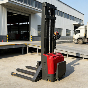 Elektrischer Stand-Up-Stapler 2 Tonnen 3m Hubhöhe Lager-Materialhandhabungsgerät Kompakter Körper Schmalgangfähig Flexibler Wendemechanismus - Product Image 6