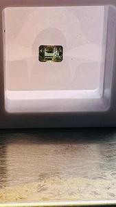 Tourmaline Verte Naturelle Taille Émeraude, Pierre Précieuse Facettée en Vrac pour la Fabrication de Bijoux Fins Personnalisés, Vente en Gros - Product Image 2
