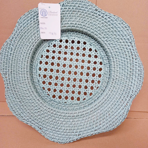 Nouveau design de set de table en rotin festonné, fabriqué au Vietnam, OEM ODM, couleur et dimensions personnalisables - Product Image 2