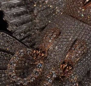 Pendentif hibou ailé en moissanite VVS1 fait main pour homme, sans chaîne, en argent sterling 925 avec diamants entièrement sertis - Product Image 5