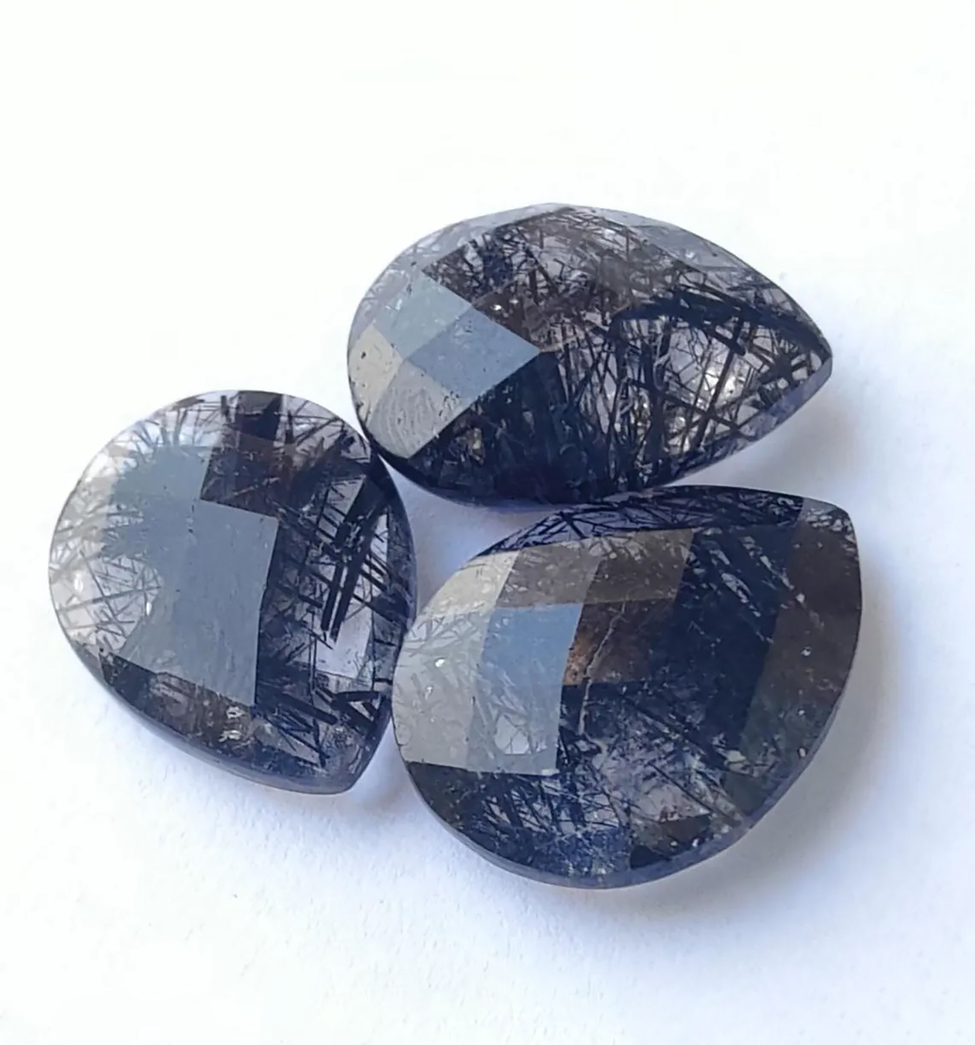 เหมือนในรูป