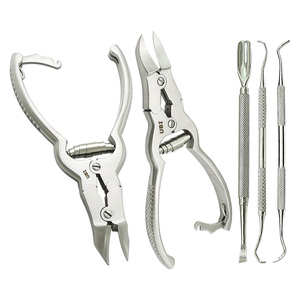 Lot de 5 pinces à ongles de podologue de 16 cm pour ongles incarnés et épais et repousse-cuticules double face - Product Image 1