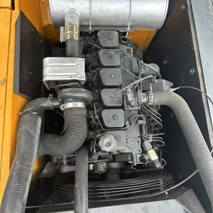 Excavatrice d'<span class=keywords><strong>occasion</strong></span> Hyundai 220 Lc-9s Cralwer avec un bon fonctionnement et un bon prix - Product Image 5