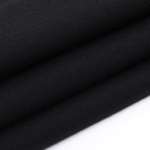 Ensemble de sport basique pour homme en coton de haute qualité avec logo personnalisé, t-shirt à manches courtes et short décontractés pour homme - Product Image 3