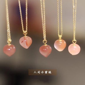 จี้หินอาเกตสีแดงใต้ทรงลูกพีช ธรรมชาติ ตัวเรือนเงินแท้ S925 ชุบทอง ของขวัญสำหรับผู้หญิง สร้อยคอประดับกระดูกไหปลาร้า - Product Image 2