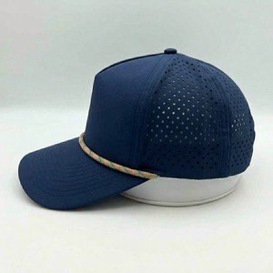 Casquette Trucker Personnalisée à Perforations Laser, Casquette Snapback Performance Respirante et Ajustable, Chapeau de Baseball d'Extérieur, Couvre-chef Premium - Product Image 2
